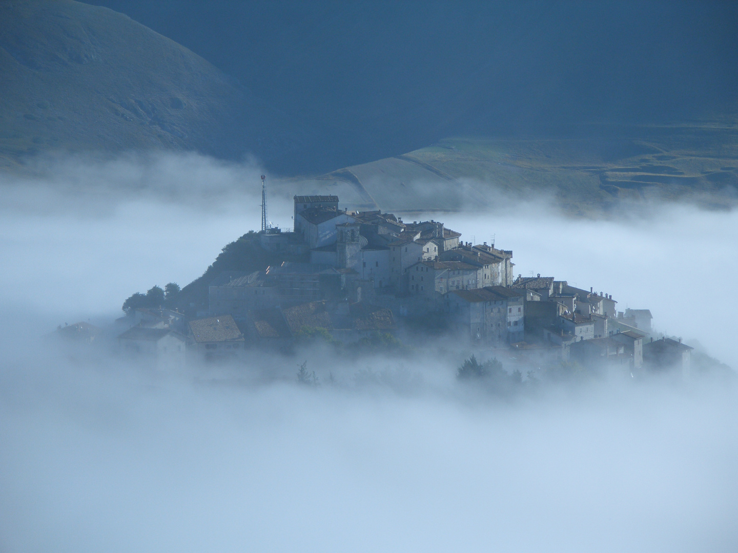 Casteluccio in fog, Monti Sibillini, Umbria, Italy