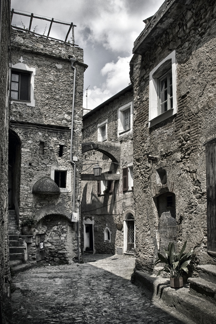 Castelvecchio - Fermo nel tempo