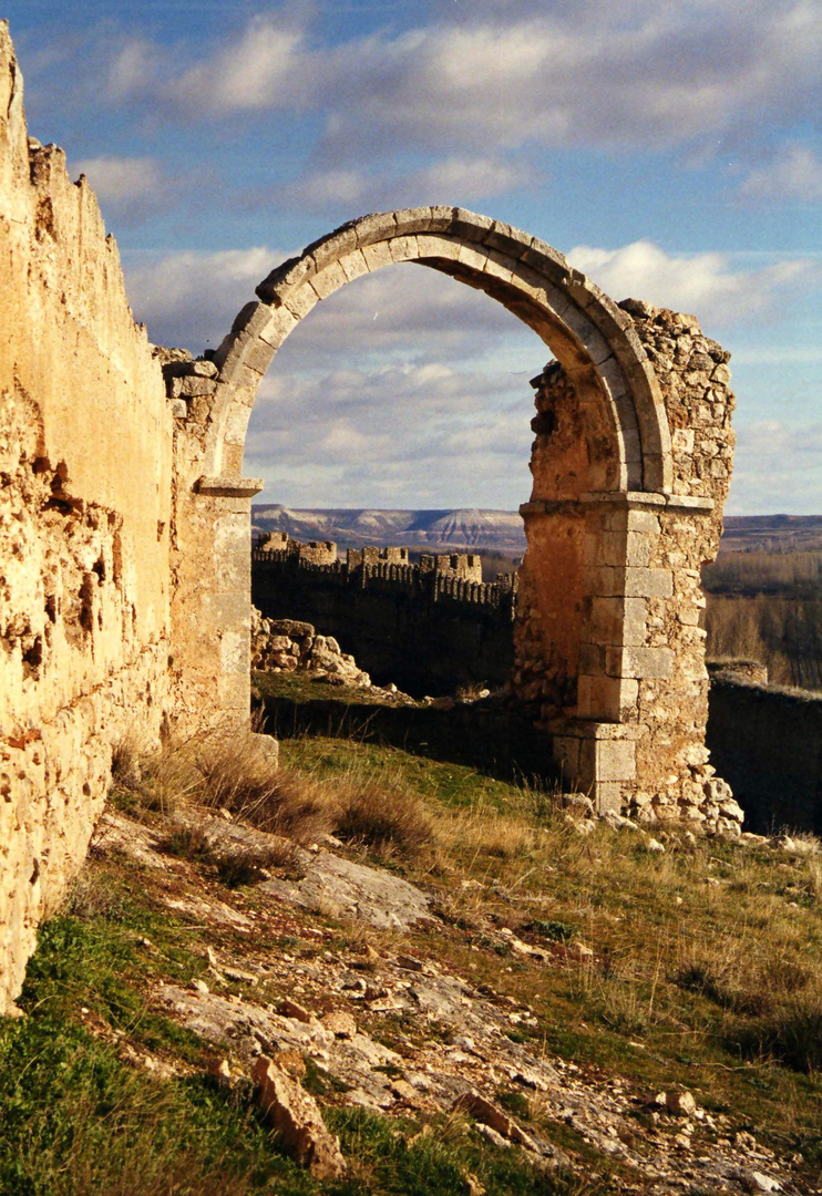 CASTILLO DE BERLANGA DE DUERO. SORIA