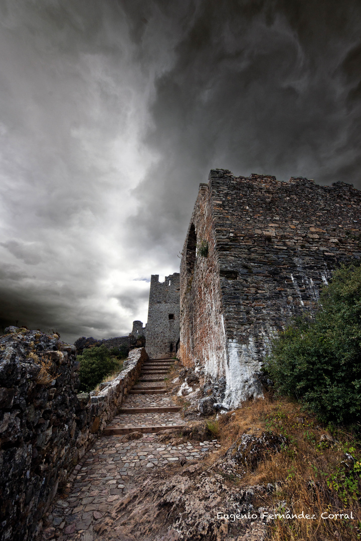 Castillo de Cornatel