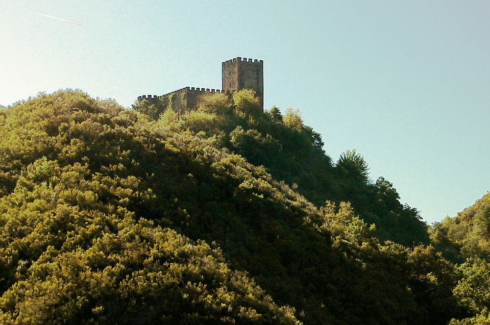 Castillo de Doiras y la leyenda de Aldara