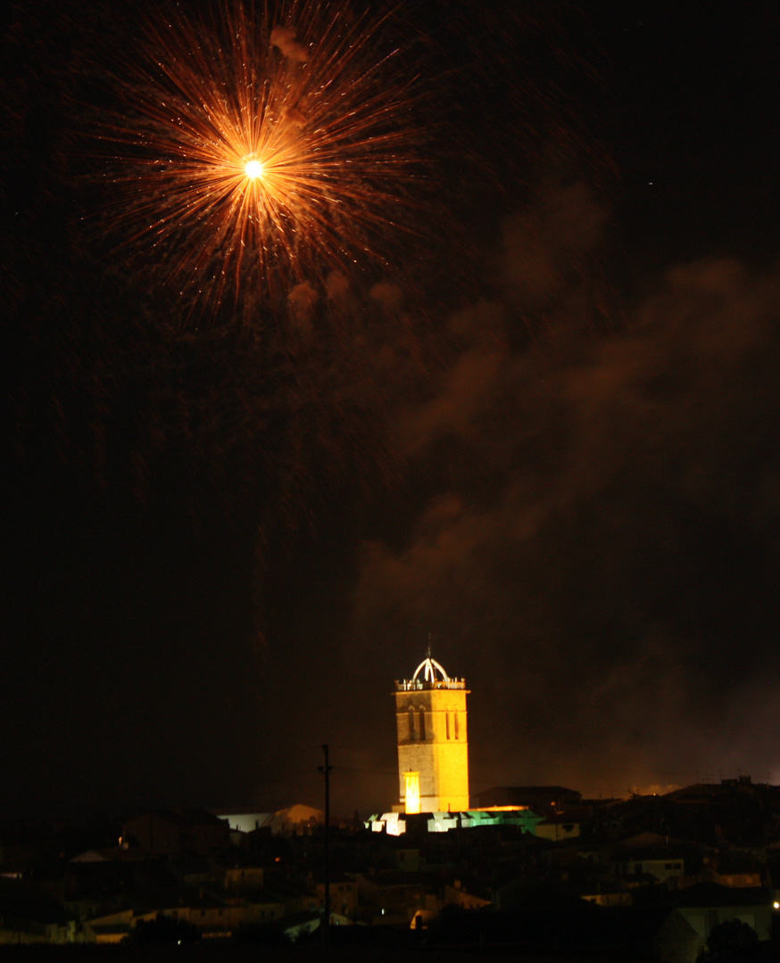 castillo de fuegos artificiales