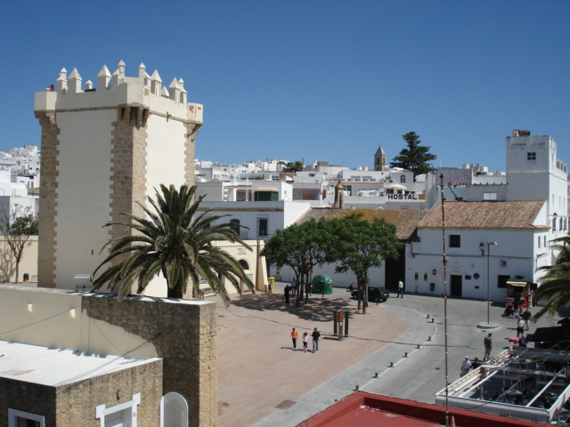 CASTILLO DE GUZMAN EL BUENO