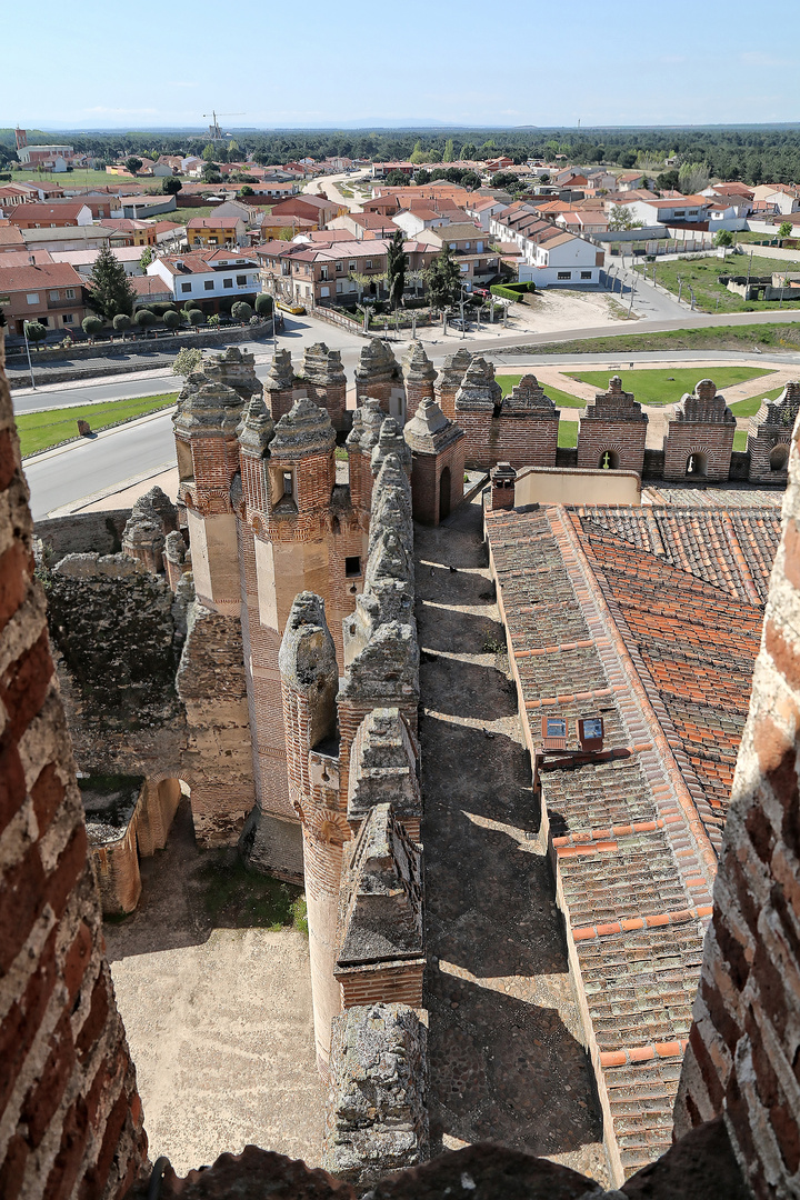 castillo de la mota en medina del campo 5