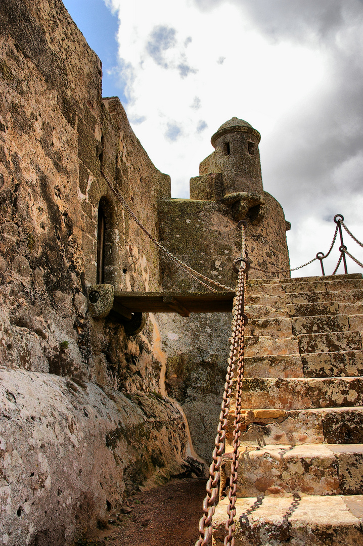 Castillo de Santa Bárbara