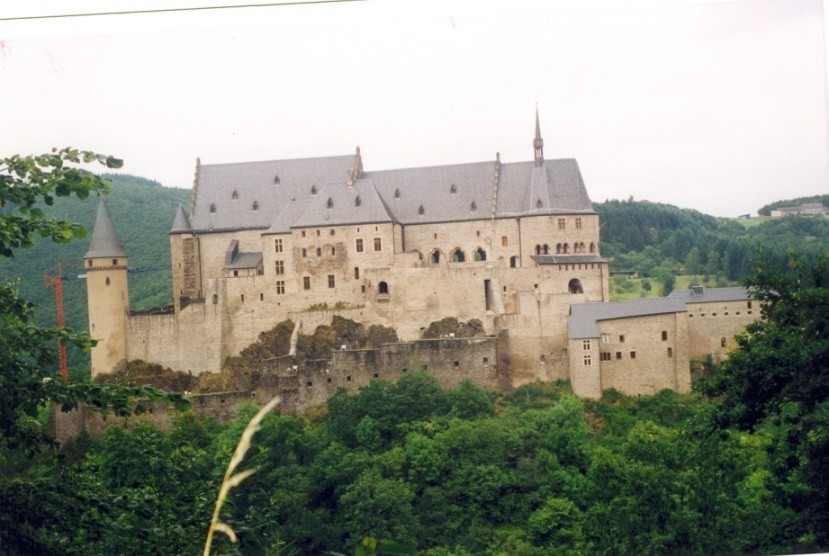 Castillo De Vianden Imagen Foto Europe Benelux Luxembourg Fotos De Fotocommunity