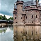 Castillo y agua