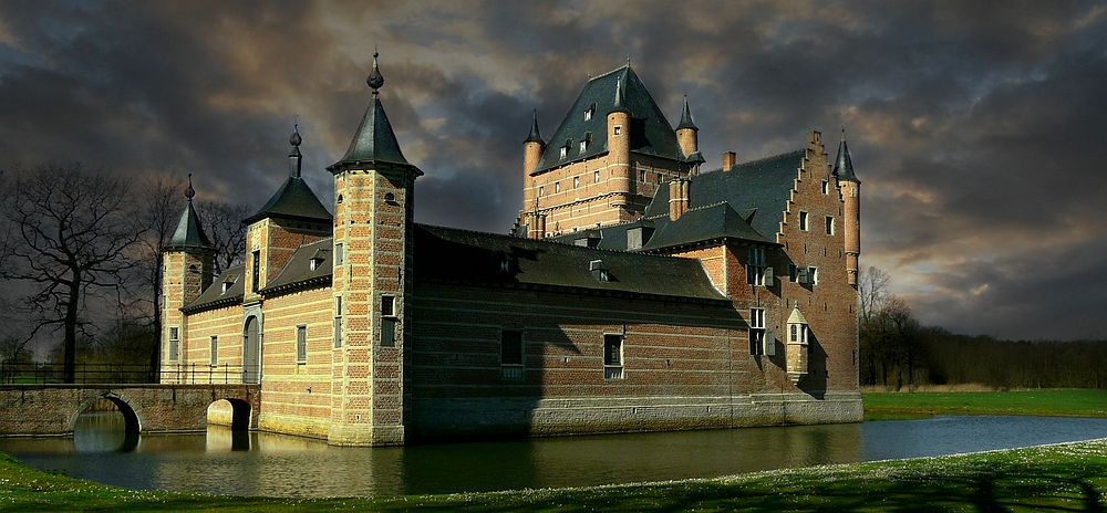 Castle ‘Bossenstein’ at Broechem (Belgium) (2)