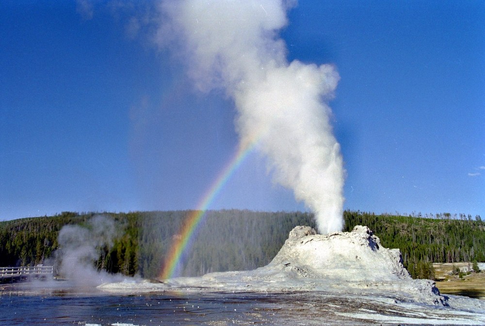 Castle Geysir mit Regenbogen