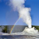 Castle Geysir mit Regenbogen