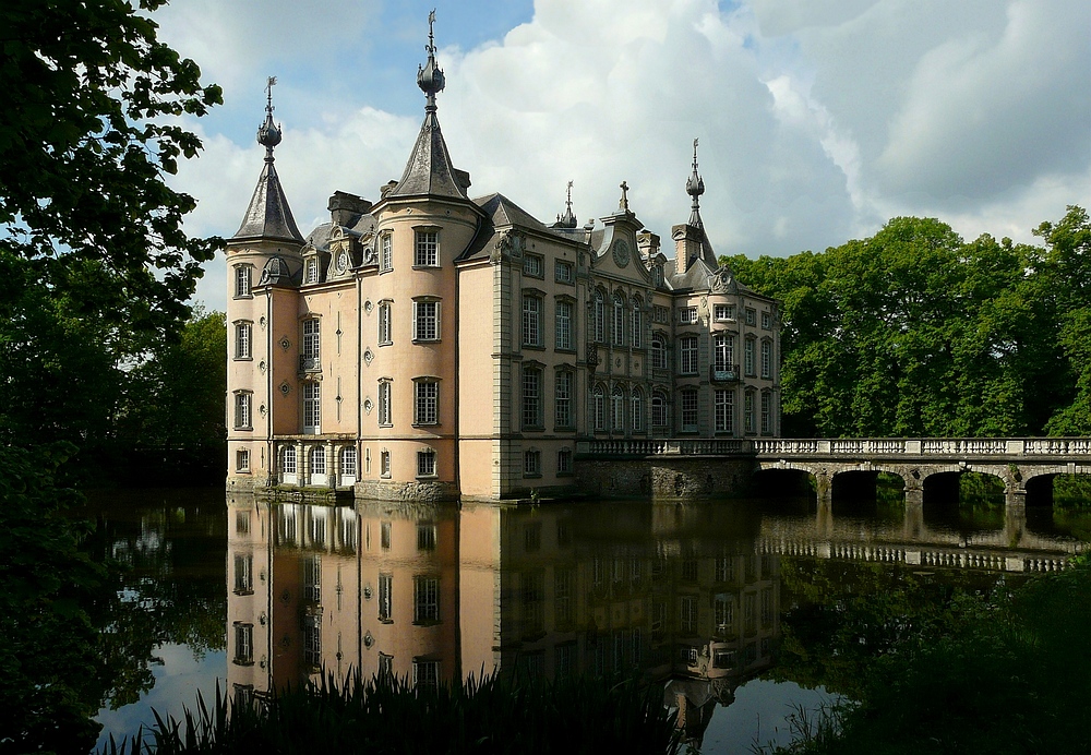 Castle Poeke (Belgium)