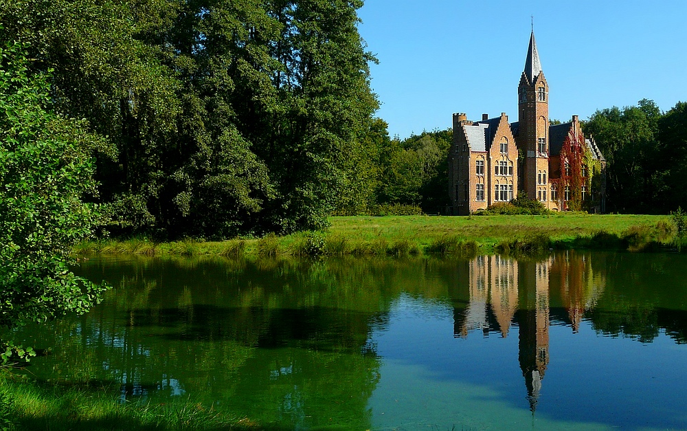 Castle ‘Ryckevelde’ at Sijsele (Belgium)