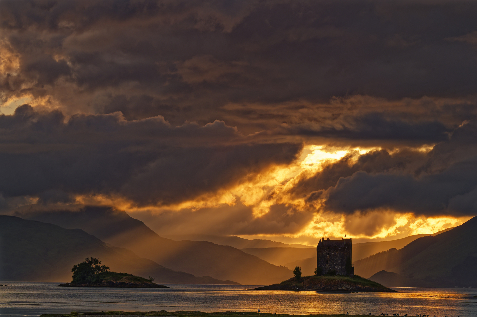 Castle Stalker sunset