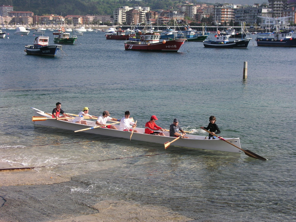 Castro, trainera