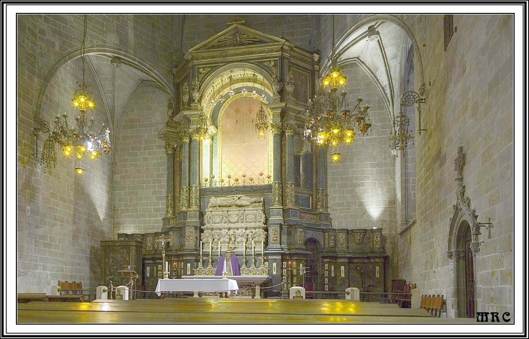 CATEDRAL BCN, INTERIOR DETALLE ARQTO. 10