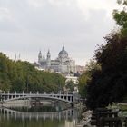 Catedral de Madrid desde el rio Manzanares