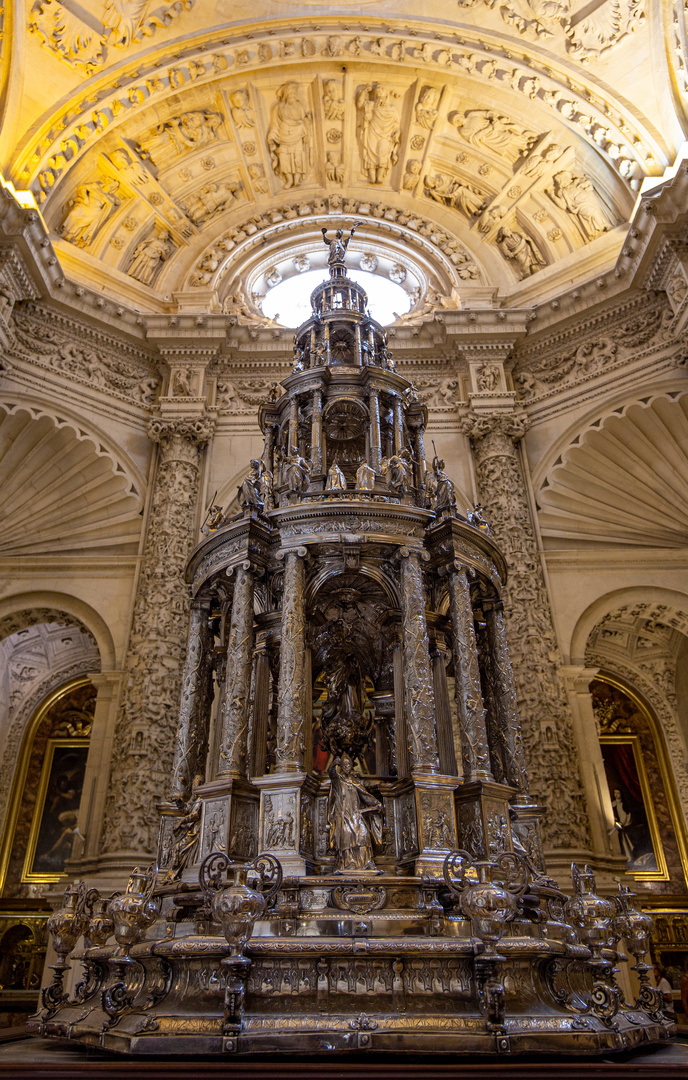 Catedral de Sevilla - Hauptsakristei mit Silbermonstranz