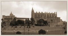 Catedral La Seu mit Königspalast