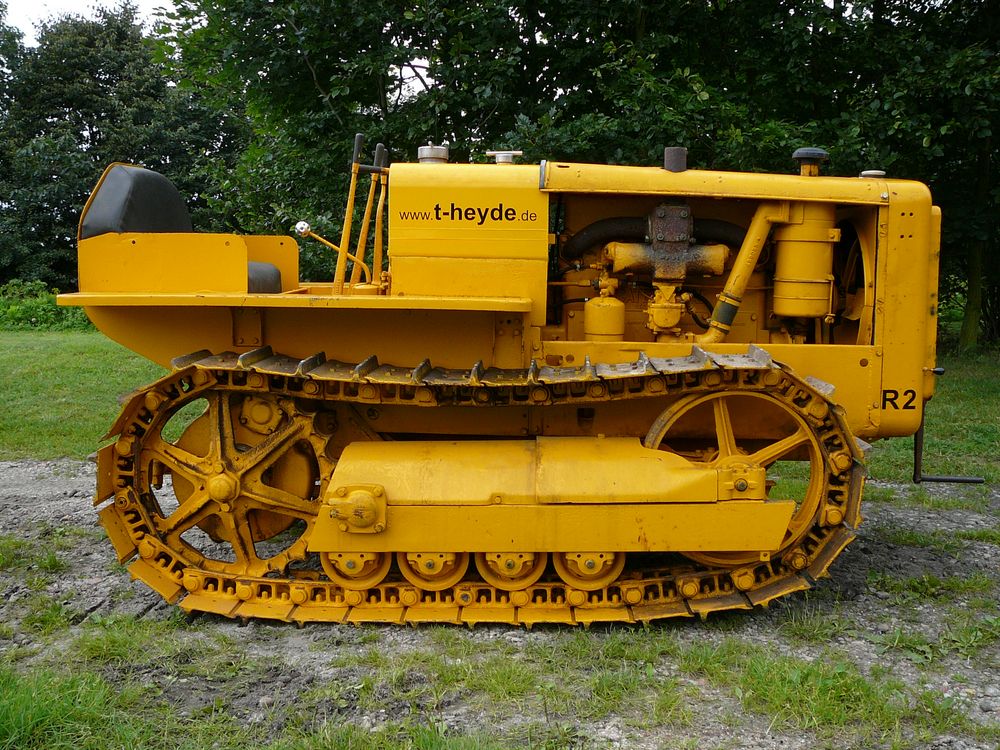 Caterpillar R2