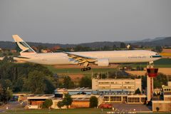 Cathay Pacific B 777