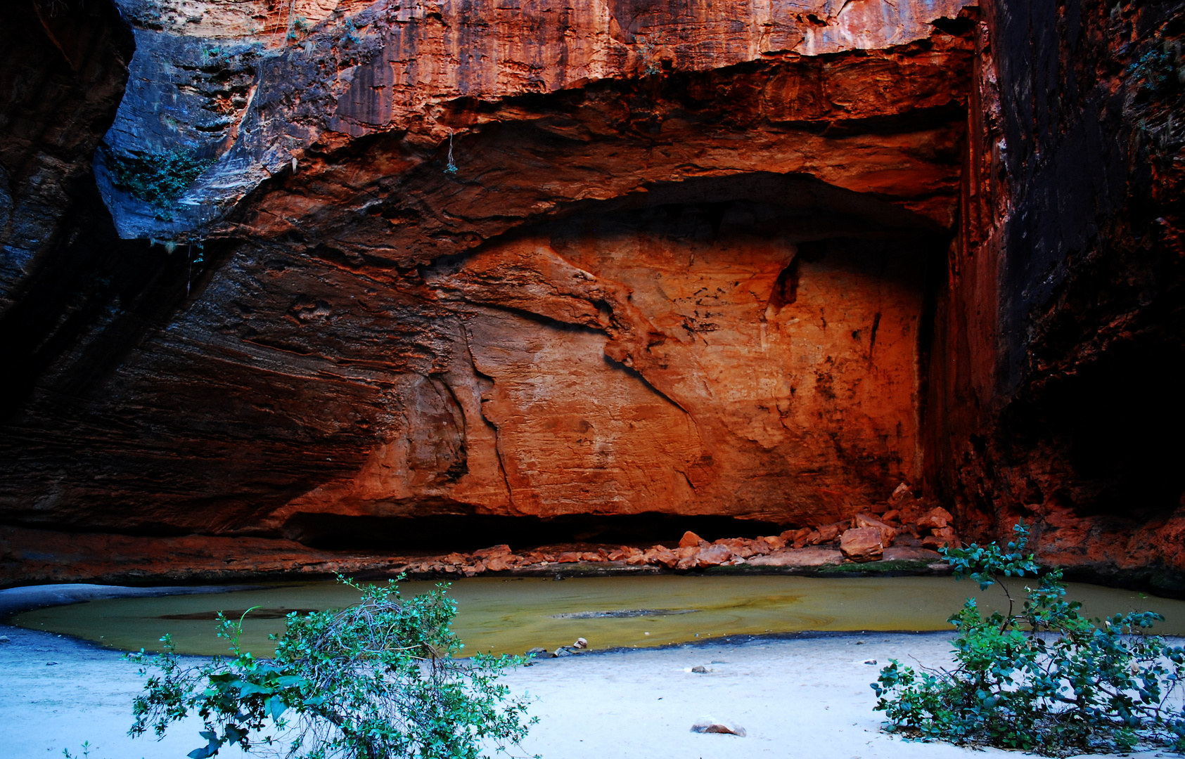 Cathedral Gorge 4