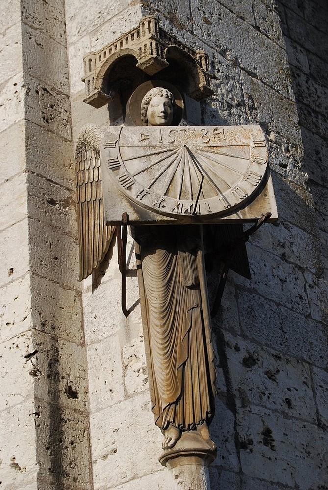 Cathédrale de Chartres-L'ange au Cadran