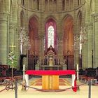 Cathédrale de Soissons Le choeur et l'autel moderne