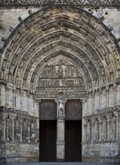 Cathédrale Saint-Jean-Baptiste de Bazas  --  Le portail central
