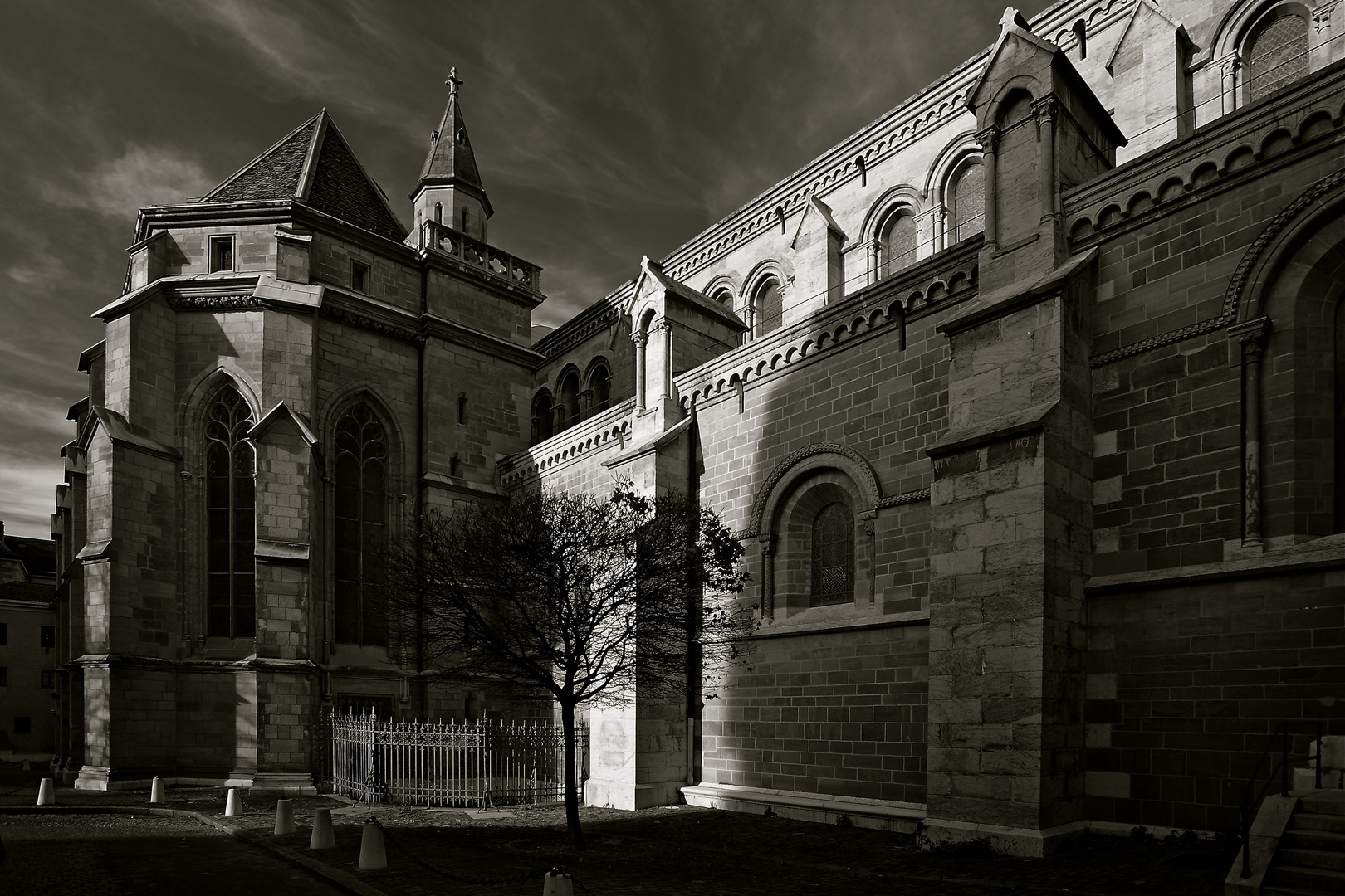 Cathédrale Saint-Pierre de Genève