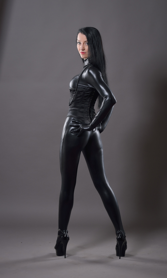 Catsuit1