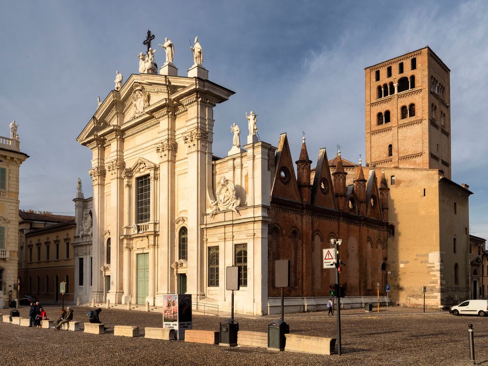 Cattedrale di San Pietro, Mantova