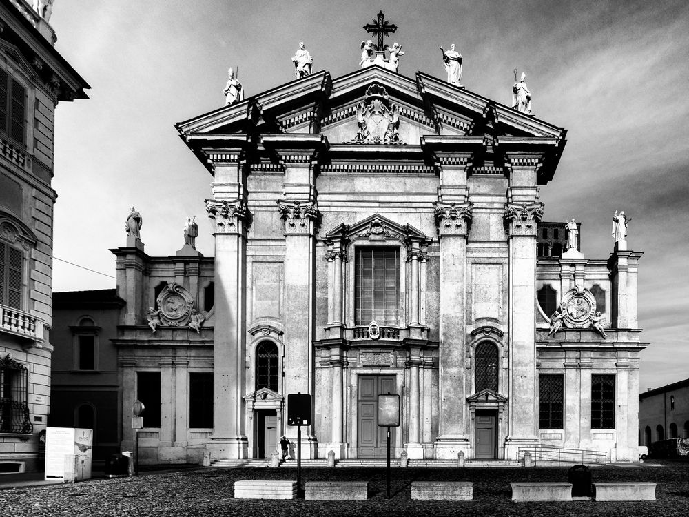 Cattedrale di San Pietro, Mantova