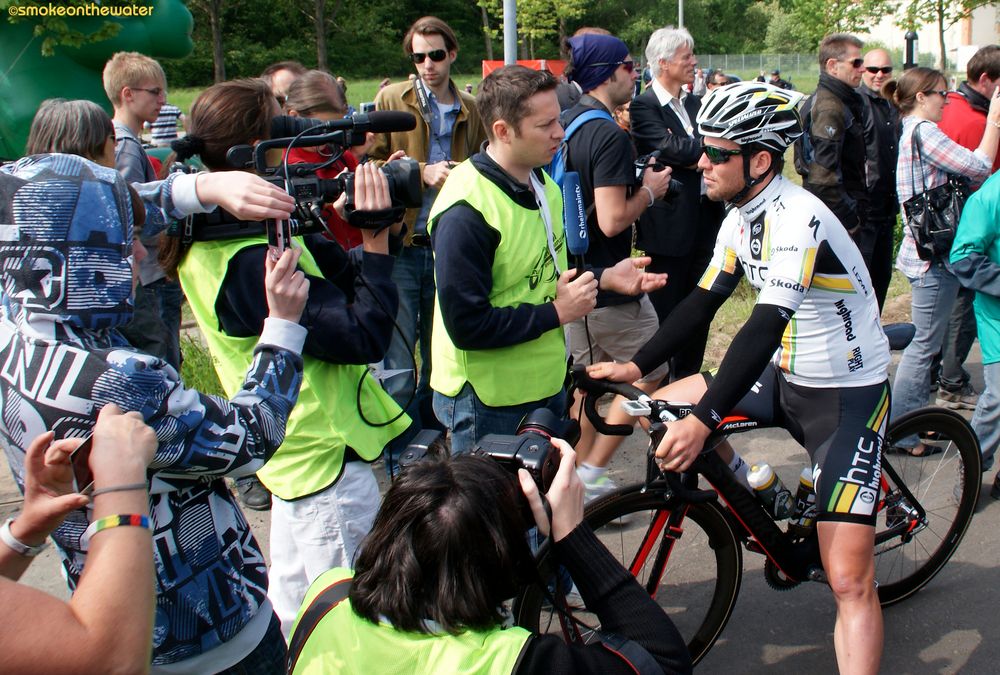 Cav the Manxman catched Eddy Merckx