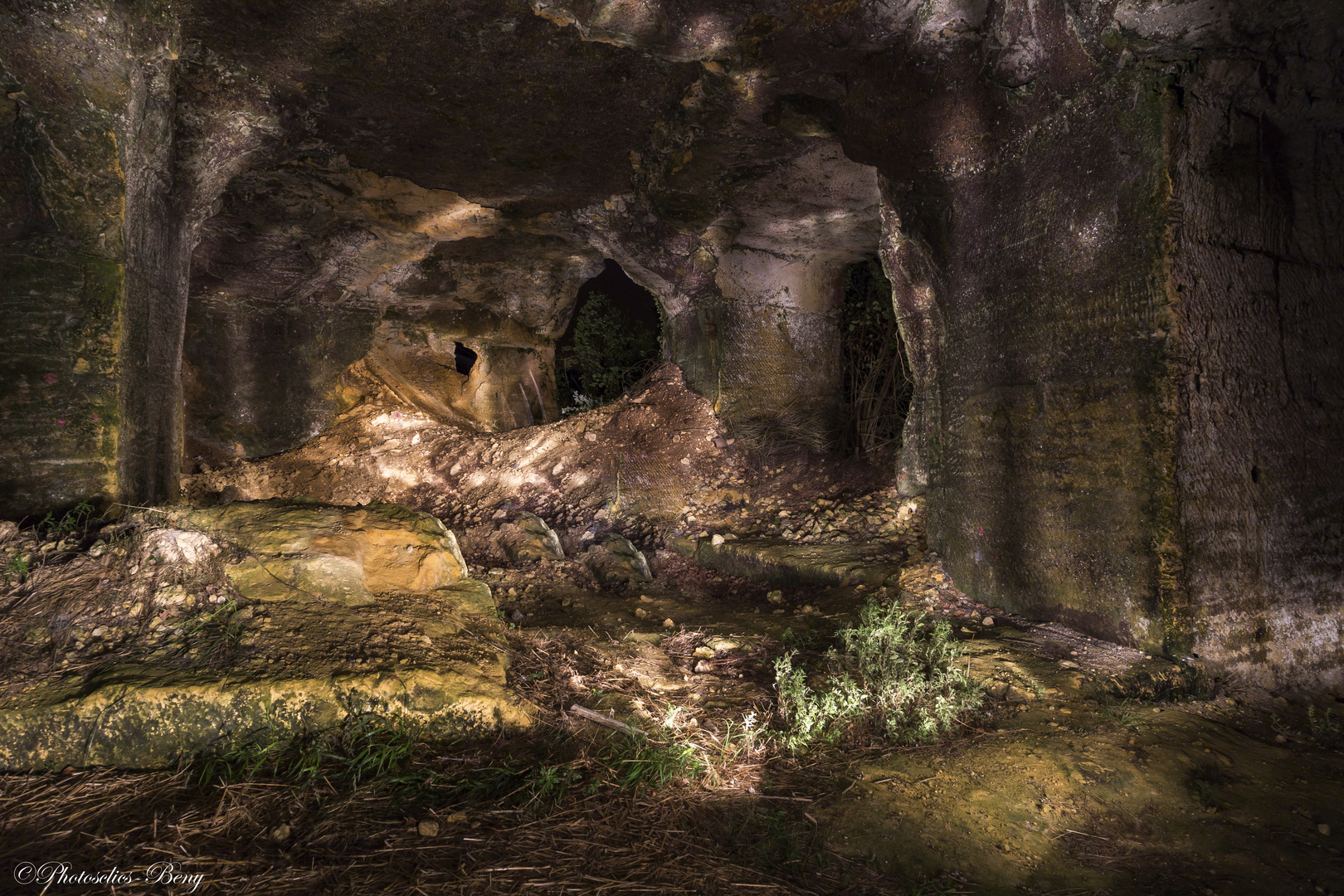 Caverne mystérieuse