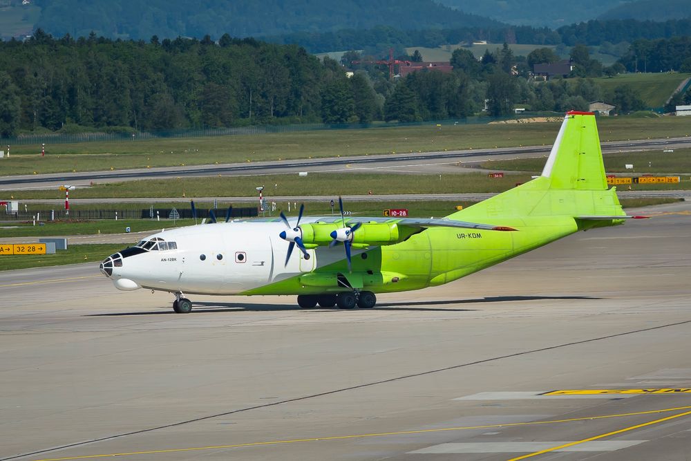 Cavok Air Foto & Bild air, flughafen, cargo Bilder auf