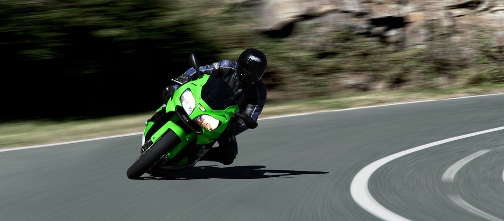 Kawasaki ZX9R Kurvenfahrt von Foto Grafie 