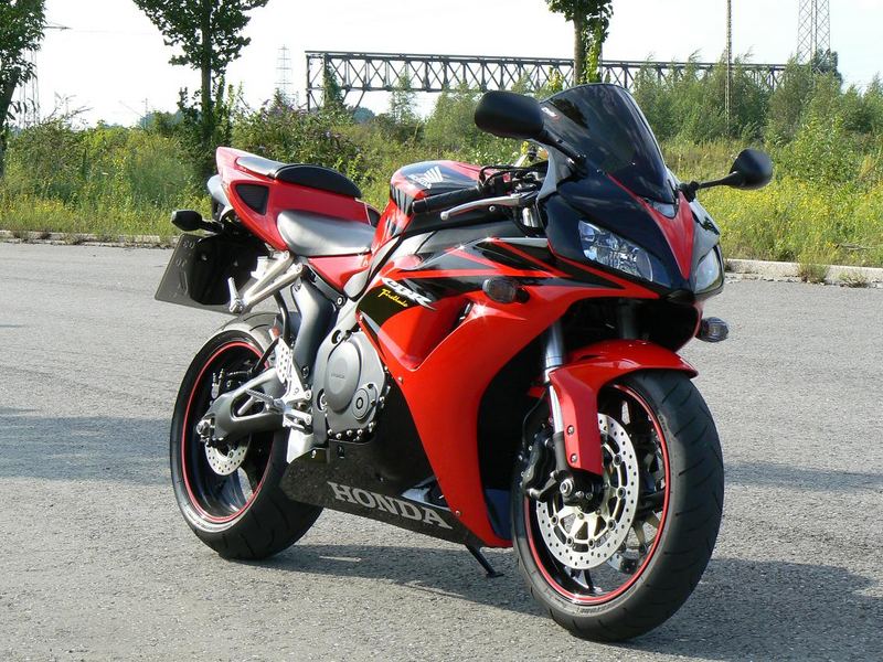 CBR 1000 RR 2007 RED 1