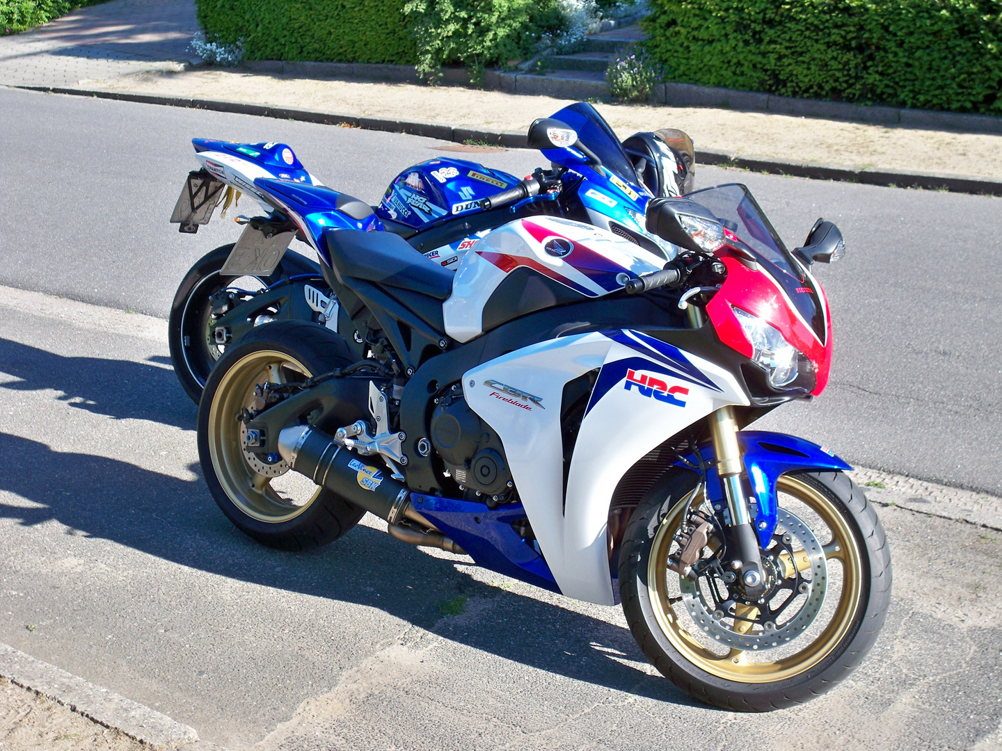 CBR 1000RR +GSXR 750