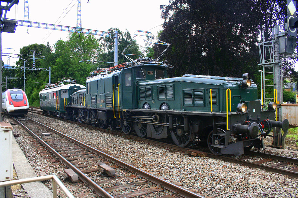 Ce 6/8 III 14305 & Re 4/4 I 10001