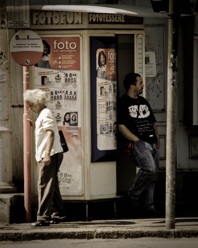 C'è chi va, c'è chi aspetta! di macilic 