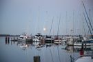 Vollmond Hafen Kloster / Hiddensee von Wolfgang Theiss