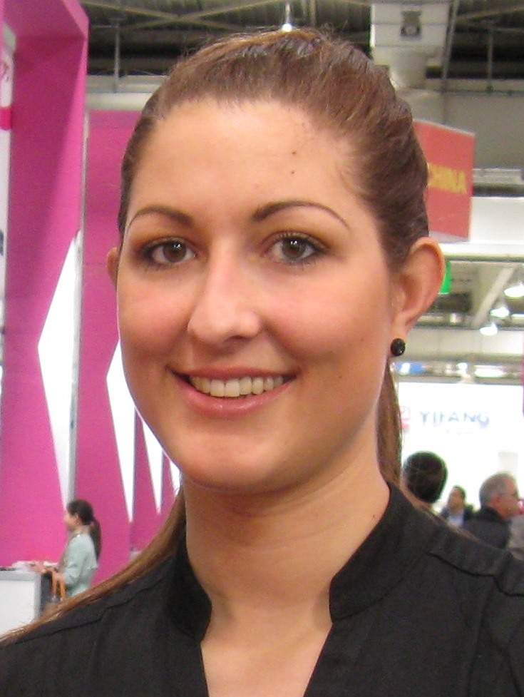 CeBIT Girl im Porträt