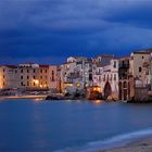 Cefalu bei Nacht