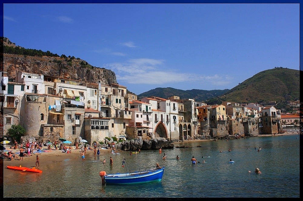 Cefalù Italien