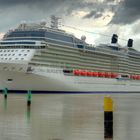 Celebrity Silhouette verlässt Papenburg