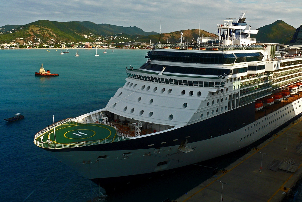 Celebrity Summit