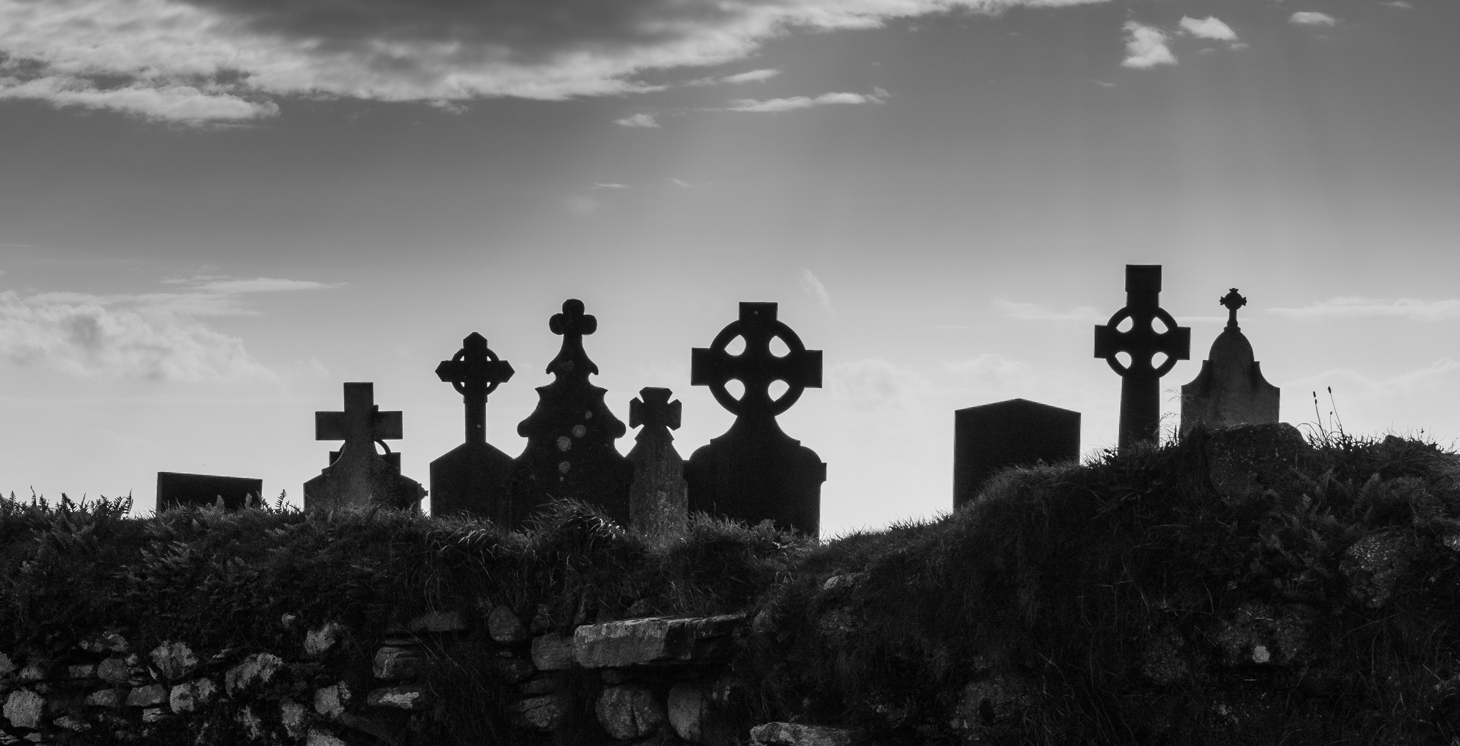 Celtic Crosses - from the dark into the light