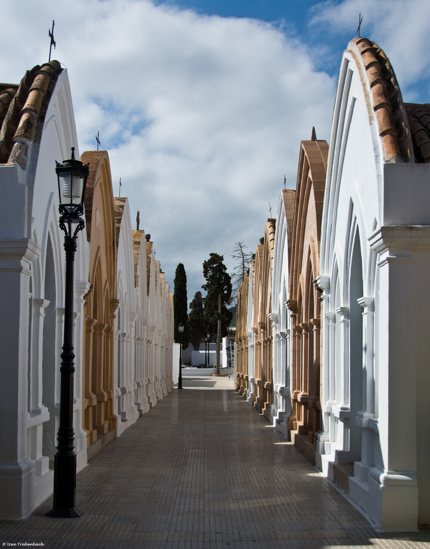 Cementeri Vell, der Friedhof in Figueretas (1)