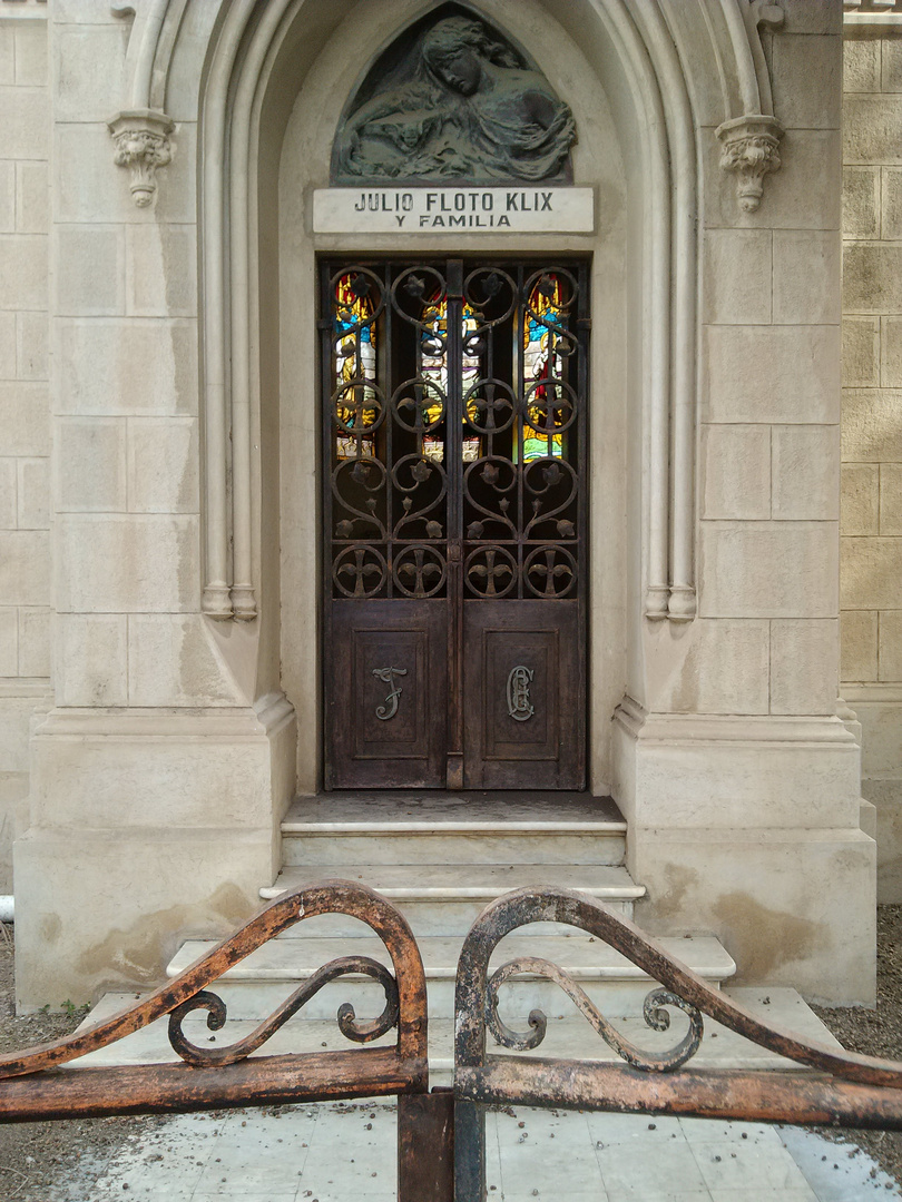 Cementerio photo5