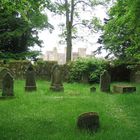 Cemetary of Scone, im Hintergrund Scone Palace (Krönungsstätte schottischer Könige)